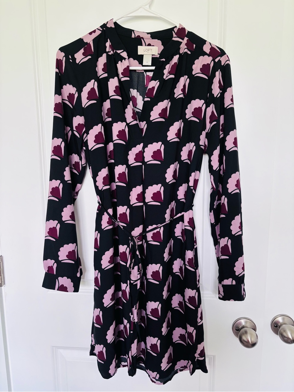 LOFT Black Floral-Print Dress in Pink with pockets